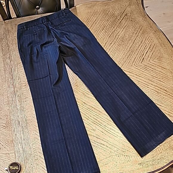 Kenneth Cole pin Stripe pants size 4 - Picture 7 of 10